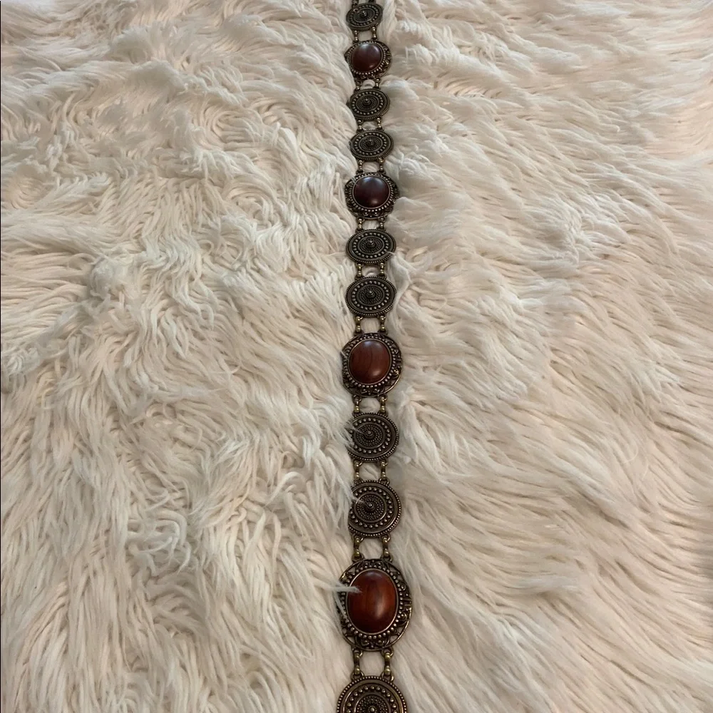Vintage Style Medallion Belt with Brown Accents length 40” excellent condition - Picture 8 of 8